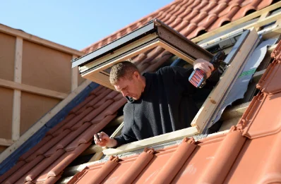 Pose de fenêtres de toit Velux à Villeton